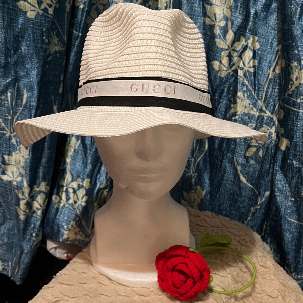nwt AUTHENTIC GUCCI Ribbon; customized fedora